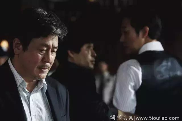 臻影评：黑帮史诗，就此炼成-韩版《无间道》？实在是小看了它