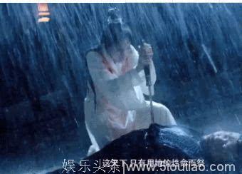 明星拍戏淋雨：杨幂怀孕上阵，鹿晗连拍八小时，她最让人心疼！