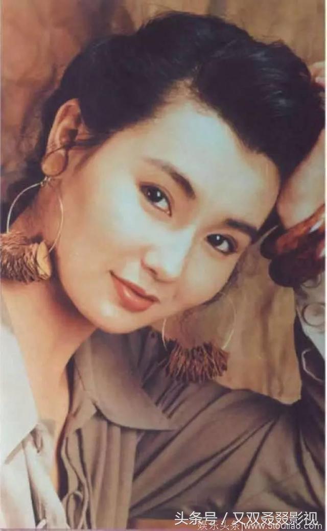 娱乐圈中港姐出道的美女明星：张曼玉李嘉欣蔡少芬上榜