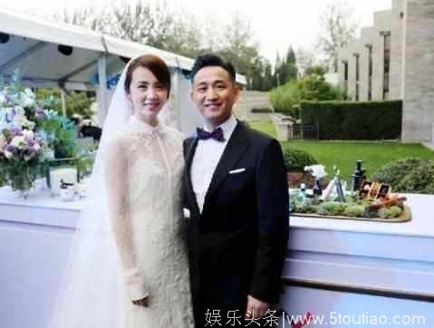 娱乐圈不会离婚的5对明星，有一对结婚证都烧了！