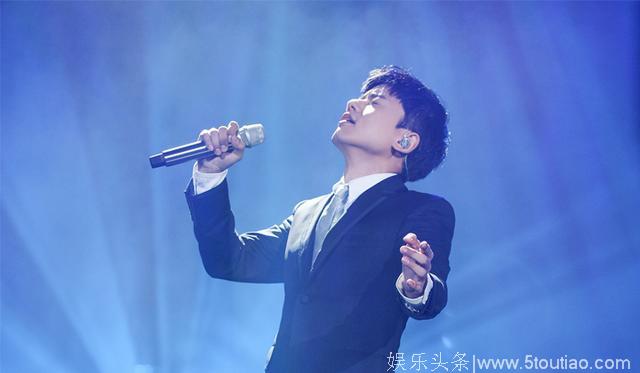 张杰演唱会来了半个娱乐圈的明星？她演唱会到场明星阵容堪比春晚