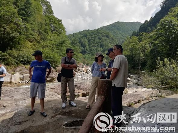 艺苑集团重点项目院线电影《路云和月》剧组走进洋县勘景