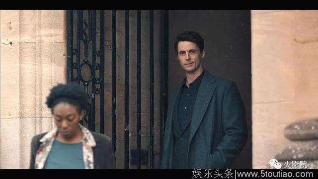 女巫爱上吸血鬼？豆瓣8.4分奇幻英剧是升级版《暮光之城》？