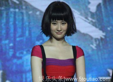 女星波波头造型刘亦菲像大妈，热巴假小子，最后一位美到认不出