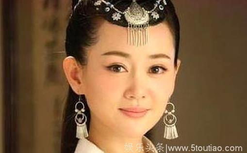 出道18年默默无闻，闪婚嫁给丈夫幸福美满，现与丈夫租房住