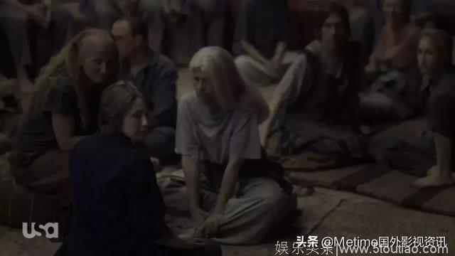 给大家推荐一部悬疑美剧《罪人》一个11岁的男孩，杀死了他的父母