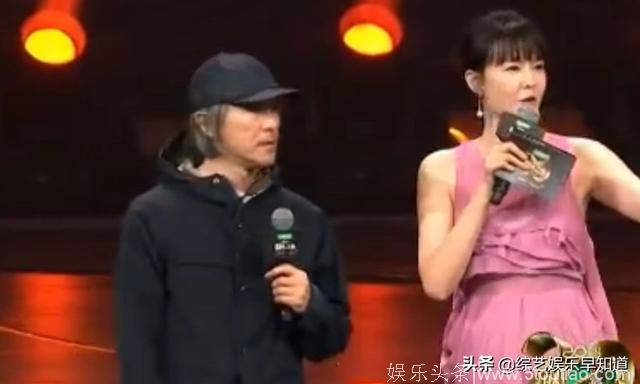 周星驰出题考“生孩子”，张大大却让嘉宾表演假笑，耳朵不好使？