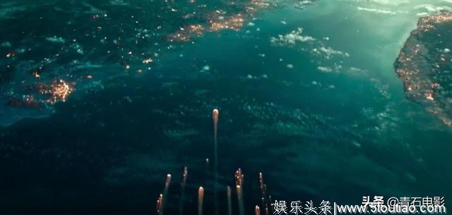 黄渤新片首波影评：上映15个小时票房破3亿，用白酒和外星人建交