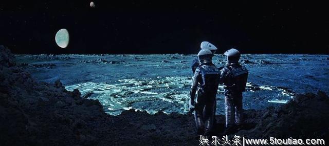 《流浪地球》吵翻天了，国产科幻电影崛起为何如此重要？