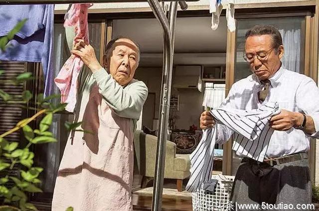 好的婚姻永远势均力敌！日本电影大师给出全职家庭主妇生存指南