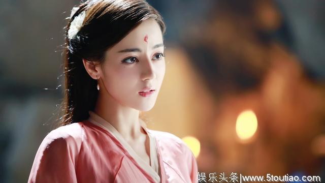 中国十大90后美女排行榜，娱乐圈十大美女明星排名，迪丽热巴榜首