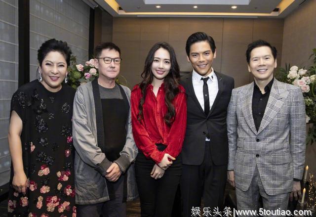 香港娱乐圈大佬向华强之子求婚成功,以为是炒作,结果是事实