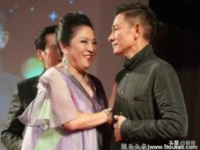 陈岚:向佐妈妈,曾是香港娱乐圈的传奇,如今为儿媳点赞意外圈粉