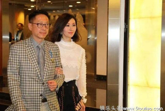 香港女星李嘉欣，凭借绝美的容颜深入人心，影迷心中的绝对的女神