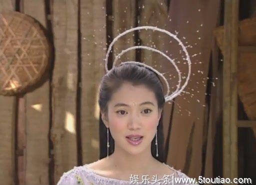 当年这部剧半个香港娱乐圈来做配,剧中郑秀文让许志安高攀不起