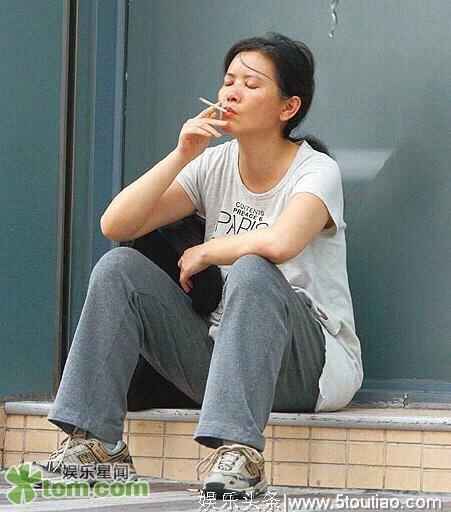 退出香港娱乐圈的明星中，为何卖保险的最多？还有人卖鱼蛋、贴膜