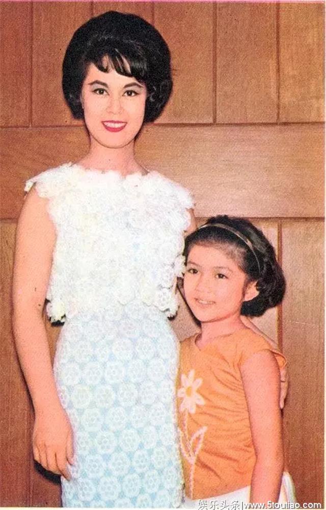 香港娱乐圈“干亲”组合:成龙梅艳芳和歌神老婆原来是“干兄妹”