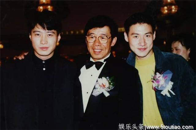 香港娱乐圈“干亲”组合:成龙梅艳芳和歌神老婆原来是“干兄妹”