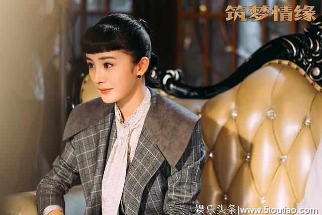 杨幂被景甜碾压?新剧收视率低迷,“电视剧女王”称号恐不保