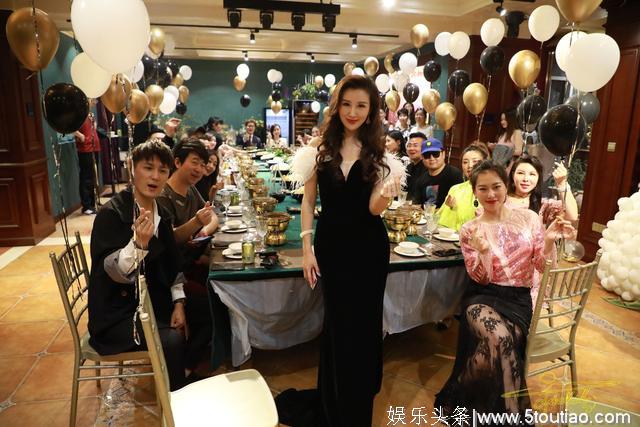 演员刘悦怡在京举办花样年华生日会 诸多明星名流前来庆祝