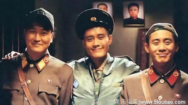 中国电影不行?一张大饼脸拿下7个影帝,内地为何偏爱流量小生?