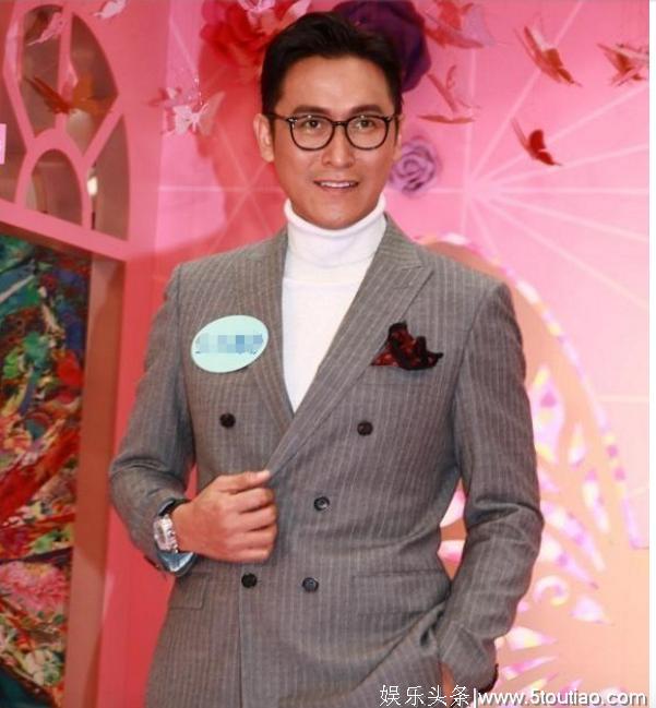 香港娱乐圈的冻龄男神们，有一位是TVB颁奖典礼史上最年轻男配