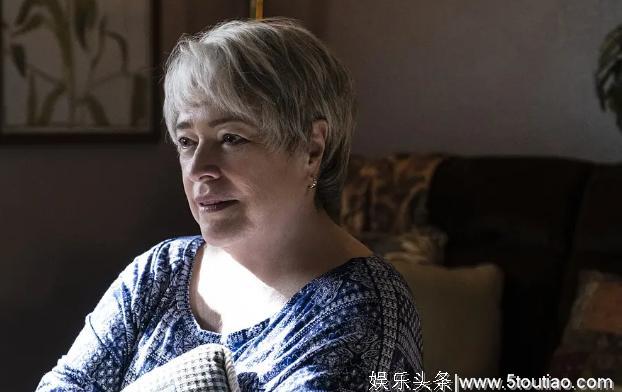 春节档期倒数两周,陷入无片可看的尴尬,却有19部电影挤破头
