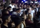 十八线演员殴打群演，反被横店四百多人围堵！