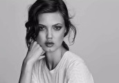 T台上少了一张古灵精怪的面孔: “猪妹”Lindsey Wixson 宣布退役