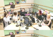 Red Velvet、BLACKPINK交情深 Joy在Rosé面前大哭