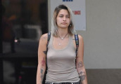 迈克尔·杰克逊19岁女儿近照曝光