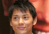 当红时手撕旧爱抛弃亲儿子, 后离婚吸毒被抓, 今52岁靠走穴为生!