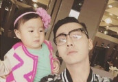 潘玮柏又发侄女侄子合照, 惹得一大批粉丝想来认亲了!