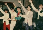 齐肩张学友, 人气齐肩四大天王, 恋情让他消磨斗志, 跌入神坛