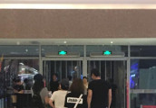 夜华看夜华! 赵又廷携高圆圆看《三生三世》