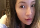 歌坛天后酒后开直播, 捏鼻揉脸证明自己没有整容
