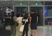 赵又廷携高圆圆看三生三世 夜华去看夜华的既视感!