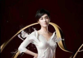看女明星寸丝不挂的穿上“牛奶裙”是什么样的感觉!