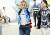 吴昕最新街拍美翻了, 潘玮柏功不可没, 恋爱中的女人最美