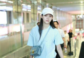 关晓彤和欧阳娜娜同时现身机场秀逆天大长腿, 欧阳娜娜胖了, 关晓彤好热!