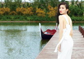 自出道以来从未演过女二, 肤白貌美还是大长腿