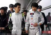 娱乐圈里的赛车手只认识林志颖? 那你就out了