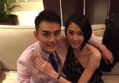 娱乐圈“绅士手”后现最佳“礼貌眼”, 大家注意力都放在第三张了