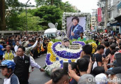 猪哥亮托梦盖神庙, 综艺天王死后想封神?