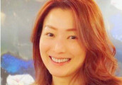 郑秀文变迷妹晒照表白巩俐: 真的很美一直喜欢她