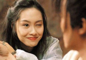 曾经眼睛会说话的紫霞仙子, 如今变了模样漏出肚腩