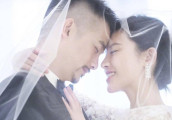 杨子珊夫妇机场甜蜜同框, 网友: 嫁给爱情的女人真美!