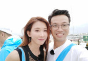 《极限挑战》五位女嘉宾只有她穿正装过来, 真的是太尴尬了