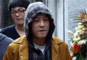 陈冠希之父当年很牛, 他的两位姐姐颜值原来这么高, 不输钟欣潼