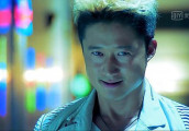 原来当年4根棍子是这么打断的, 网友: 《战狼3》找甄子丹打回来